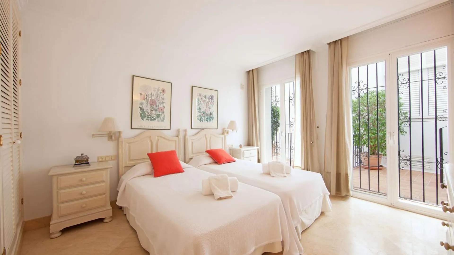 Apartment White Pearl Beach J4 Marbella