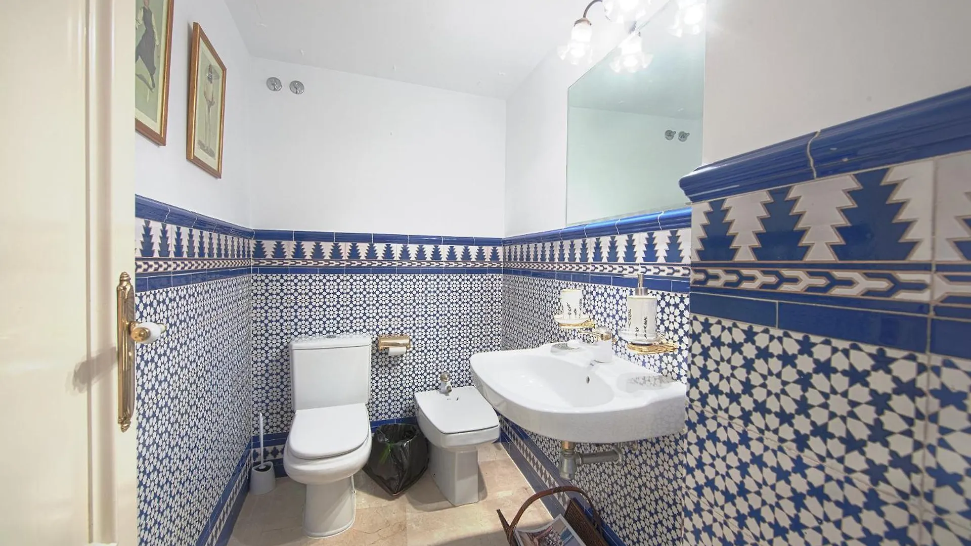 White Pearl Beach J4 Marbella